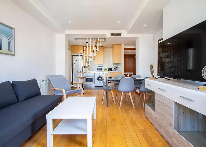Apartamentos Adelfas